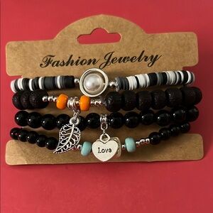 Fashion Jewelry Black and Silver Bracelet Set